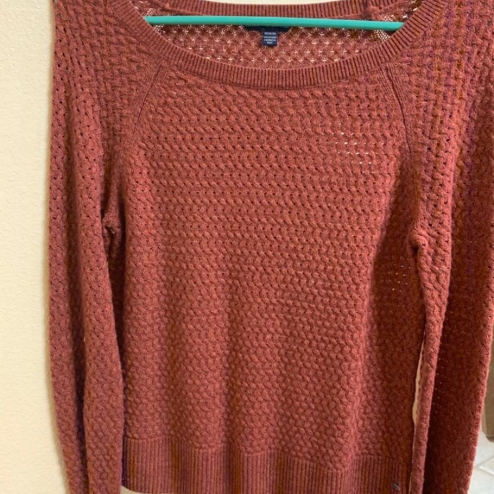 American eagle sweater